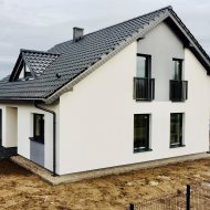  Domy w stanie deweloperskim z pompami ciepła