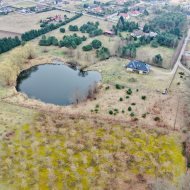 5787 m² ciszy  i przestrzeni z dostępem do stawu