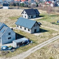Spokojna lokalizacja blisko morza