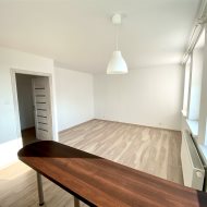 Wynajem Mieszkania – Ul. Pionierów, 47,5 m²