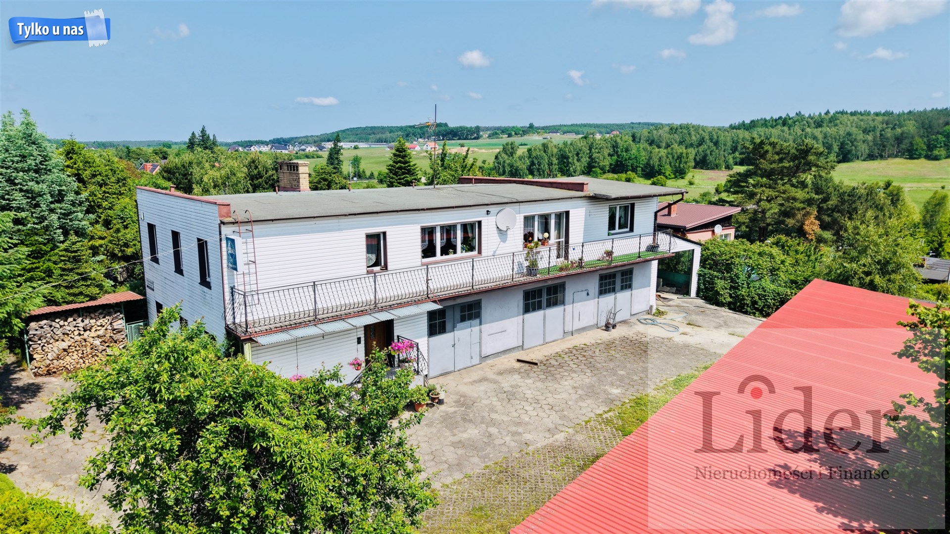 Obiekt komercyjny z częścią mieszkalną