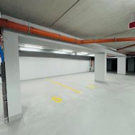 Wynajem Miejsc Postojowych w Hali Garażowej