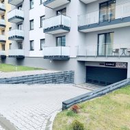 Wynajem Miejsc Postojowych w Hali Garażowej