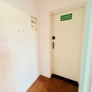 Lokal usługowy do wynajęcia na targowisku miejskim