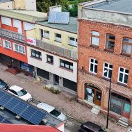 Dom z lokalem usługowo-handlowym  w centrum