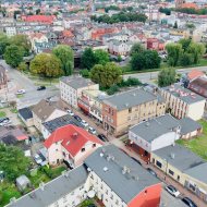 Dom z lokalem usługowo-handlowym  w centrum