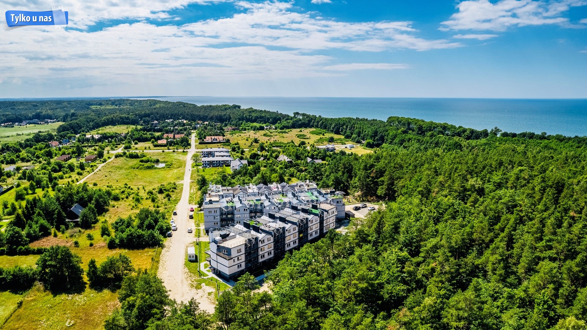 Dwa apartamenty na sprzedaż 300 m od morza