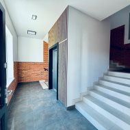 Lokal usługowy na wynajem – 105 m² 