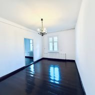 Funkcjonalny układ, spokojna lokalizacja