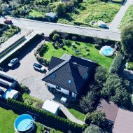 Komfortowy dom jednorodzinny z ogrodem zimowym