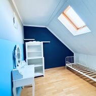 Przestronne mieszkanie z garażem w Leśnicach 