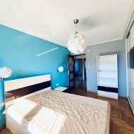 Przestronne mieszkanie z garażem w Leśnicach 