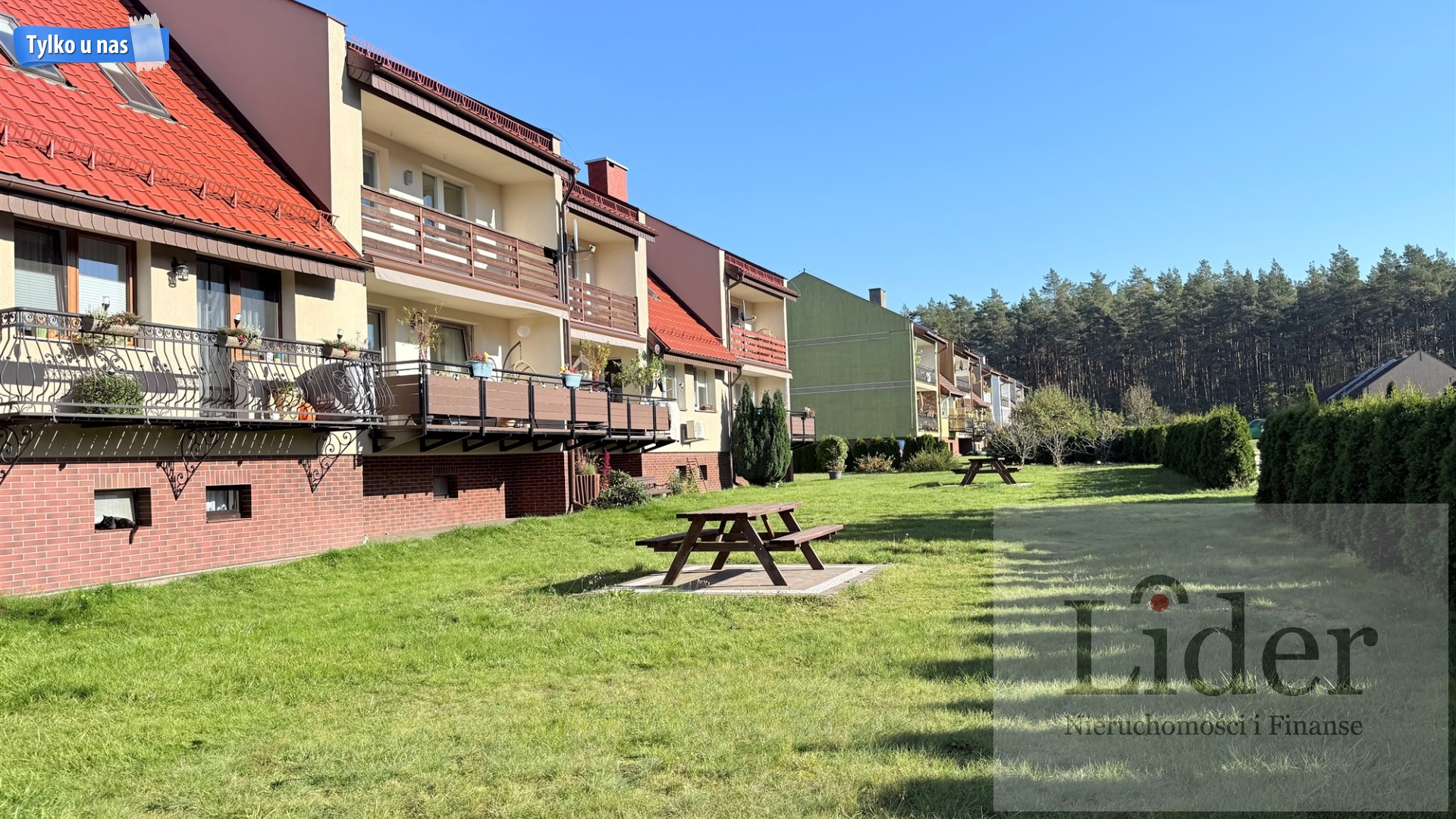 Przestronne mieszkanie z garażem w Leśnicach 