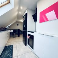 Gotowe do zamieszkania, z ogródkiem i piwnicą