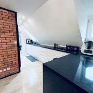 Gotowe do zamieszkania, z ogródkiem i piwnicą