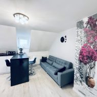 Gotowe do zamieszkania, z ogródkiem i piwnicą