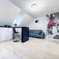 Gotowe do zamieszkania, z ogródkiem i piwnicą