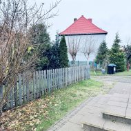 Gotowe do zamieszkania, z ogródkiem i piwnicą