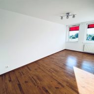 Wynajem Mieszkania – Ul. Pionierów, 47,5 m²