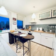 Wynajem Mieszkania – Ul. Pionierów, 47,5 m²