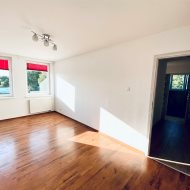 Wynajem Mieszkania – Ul. Pionierów, 47,5 m²