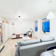 Wynajem Mieszkania – Ul. Pionierów, 47,5 m²