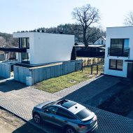 Nowoczesny dom w zabudowie bliźniaczej