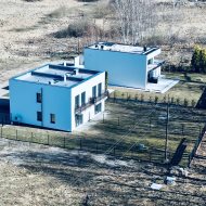 Nowoczesny dom w zabudowie bliźniaczej