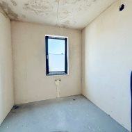 Nowoczesny dom w zabudowie bliźniaczej