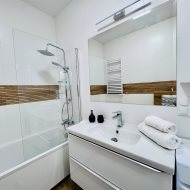 Wynajmij Nowoczesne Mieszkanie w Lęborku 