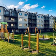 Dwa apartamenty na sprzedaż 300 m od morza