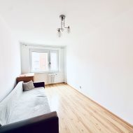 3-pokojowe mieszkanie z balkonem – Lębork, Wysocki