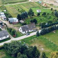 Dom do remontu z działką 814 m² – Janowiczki