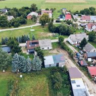 Dom do remontu z działką 814 m² – Janowiczki