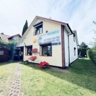 Łeba – dom z 6 apartamentami blisko morza