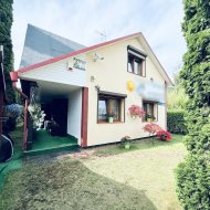 Łeba – dom z 6 apartamentami blisko morza